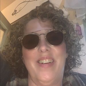 Meet your Posher, Ina sherry